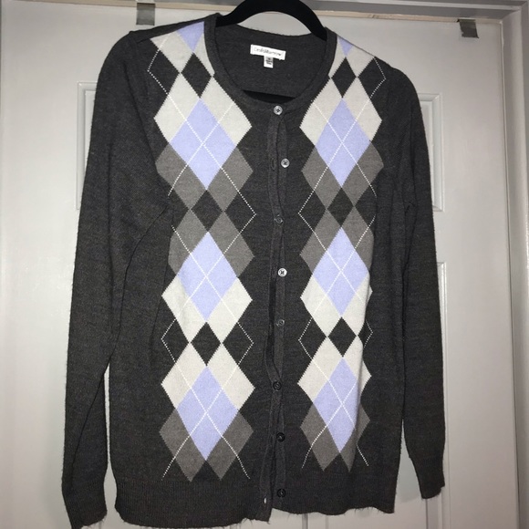 Medium Cardigan. MUST BE BUNDLED